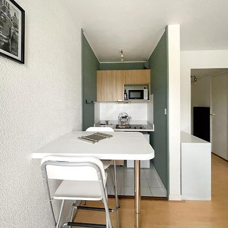 Ferienwohnung T1 Cosy - 5Min Du Port - Parking - Linge Inclus Vannes Exterior foto